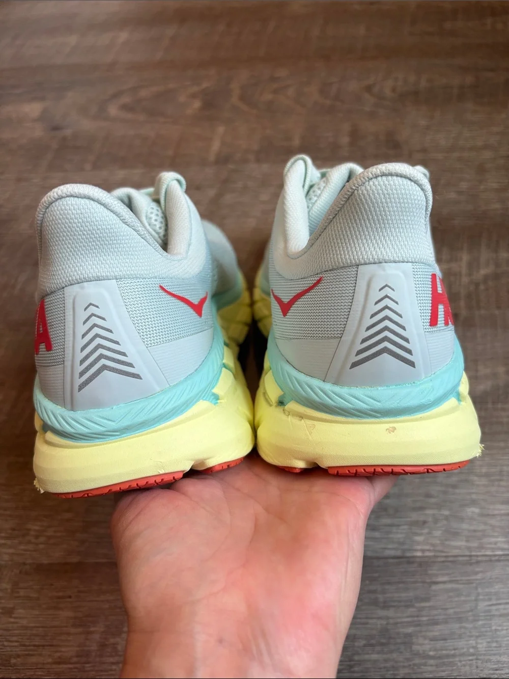 HOKA Clifton 7 Running Shoes Morning Women’s 10.5 Mist/Hot Coral NO INSOLES